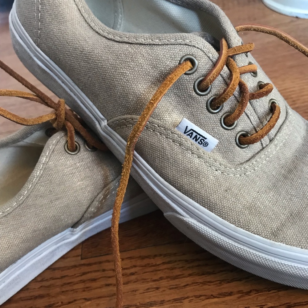 Vans leather laced shoes